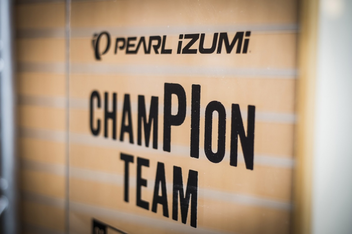 Pearl Izumi Champion